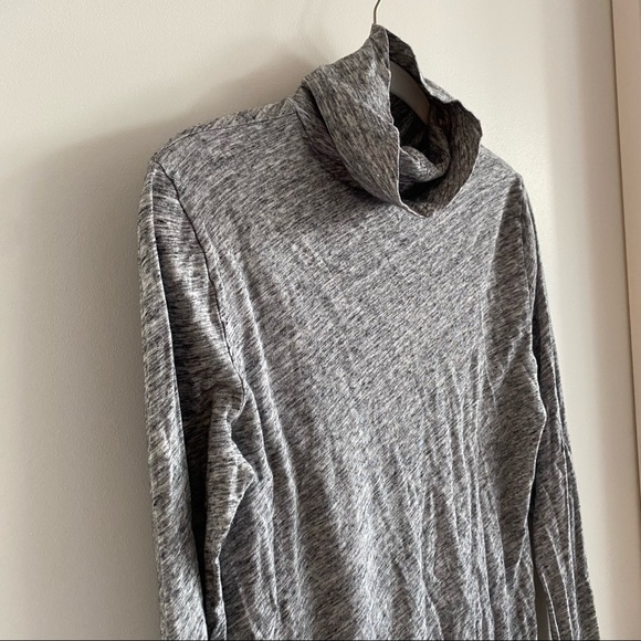 J.Crew Long Sleeve Turtleneck Tshirt - Picture 4 of 10